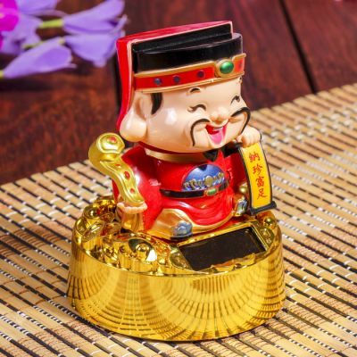 Маятник пластик от солнечной батареи "Гуань-ди с жезлом Жуи" 10х8,5х8,5 см