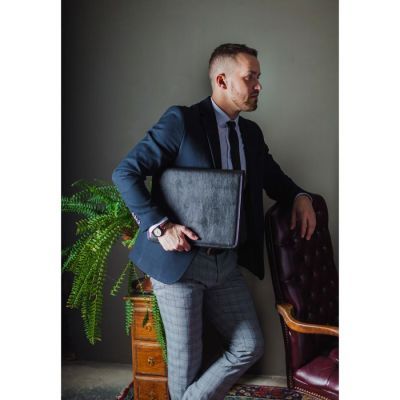 Папка деловая. отдел на молнии, цвет чёрный