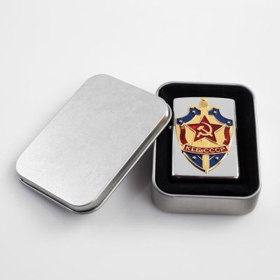 Зажигалка бензиновая "КГБ СССР" в металлической коробке, кремний, 6х8 см