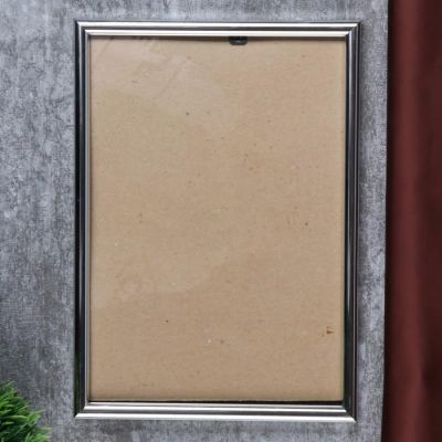 Фоторамка пластик 21х30 см серебро