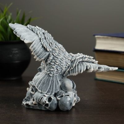 Сувенир "Орел на черепах" 14см