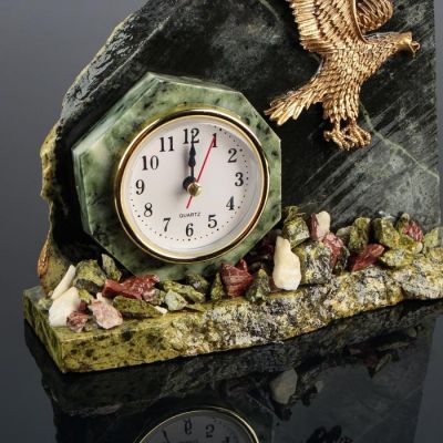 Часы "Орёл", змеевик