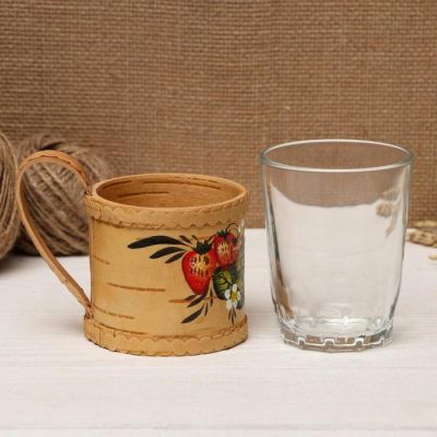 Подстаканник со стаканом "Земляничка, подсолнух" роспись,  d8см, h12см,  береста