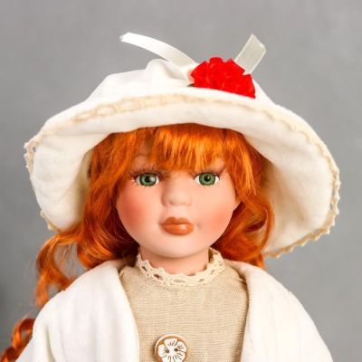 Кукла коллекционная керамика "Женечка в цветочной юбке, и белом жакете" 40 см