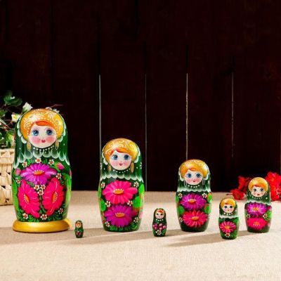 Матрёшка «Хризантема», тёмно-зелёное платье, 7 кукольная, 22 см