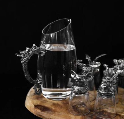 Подарочный набор: графин и стопки-перевертыши (в подарочной коробке)