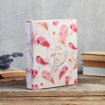 Фотоальбом на 200 фото 10х15 см "Пёрышки" в коробке МИКС 26,5х20,7х5,5 см