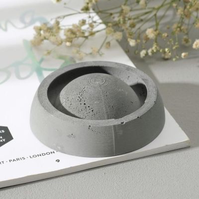 Пепельница "Вокруг земли", бетон 11,9*3,6