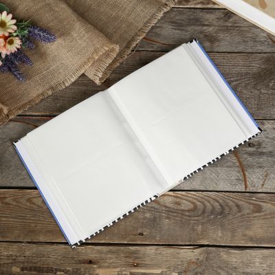 Фотоальбом на 200 фото "Пони на месяце"