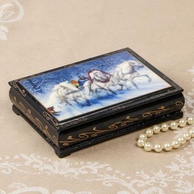 Шкатулка «Зимняя тройка», 10×14 см, лаковая миниатюра