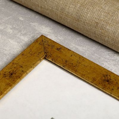 Фоторамка пластик 30х40 см состаренное золото (1066)