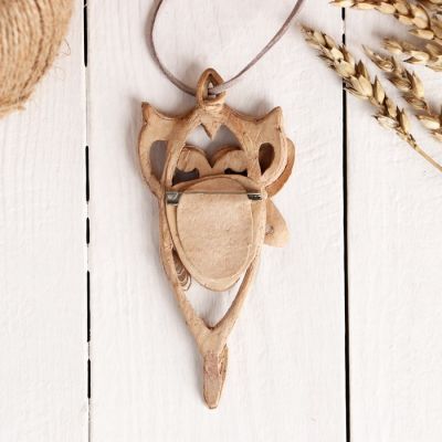 Брошь «Совушка» с зеленым камнем,офит, береста