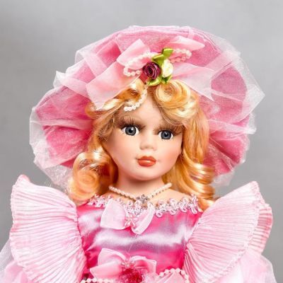 Кукла коллекционная "Эдита" 40 см