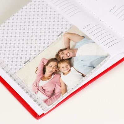 Фотоальбом на 200 фото 10х15 см "С рамочкой" бумажные листы, кожзам МИКС 22х22х4 см