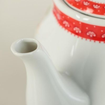 Сервиз чайный Доляна «Первый цвет»,13 предметов: чайник 1 л, 6 чашек 210 мл, 6 блюдец