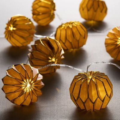 Гирлянда «Нить» 2 м с насадками «Фиолетовый фонарик», IP20, прозрачная нить, 10 LED, свечение тёплое белое, AAх2