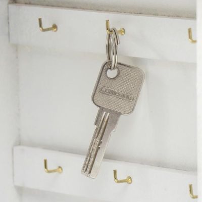 Ключница дерево 6 крючков "Букет пышных роз" белая 29,5х22х6 см