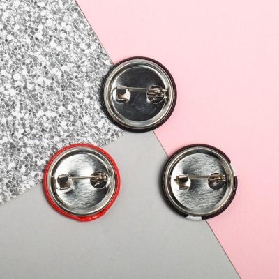 Значки закатные - мини "GirlBoss", 9  х 11,5 см