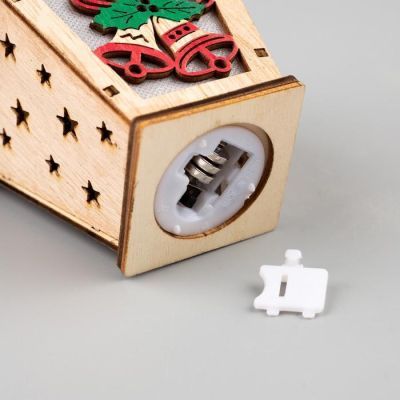 Ёлочная игрушка «Фонарь с колокольчиками», от батареек, свечение тёплое белое