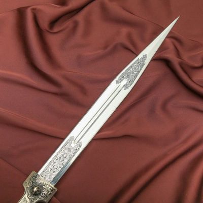 Кинжал сувенирный"Ирбис" №1 (мельхиор-оксидирован.)