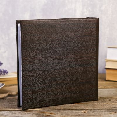 Фотоальбом на 200 фото 10х15 см "Под дерево" бумажные листы, кожзам МИКС 22х23х5 см