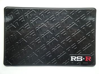 Коврик на панель антискользящий RS R (17х11)