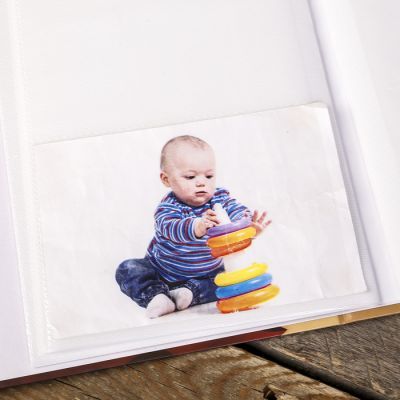 Фотоальбом на 80 фото 10х15 см "Девочка с цветком" в коробке МИКС 23х19х5,2