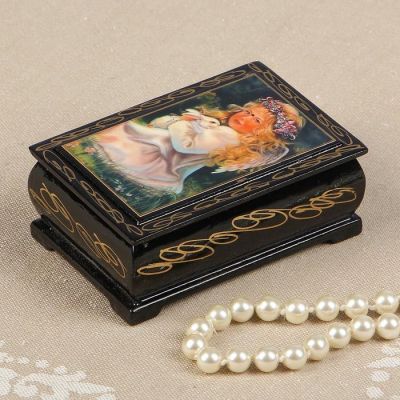 Шкатулка «Ангел с кроликом», 6×9 см, лаковая миниатюра