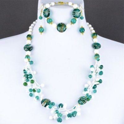 Комплект Кахолонг, агат, хрусталь, бисер "Ливадия" арт. ДЕВ-1458