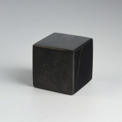 Куб из шунгита, полированный, 4 см