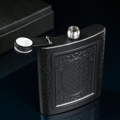 Подарочный набор "Крутой мужик",  фляжка 210 мл, зажигалка