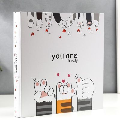 Фотоальбом на 850 фото "Кошачьи лапки" в коробке 36,5х35х6 см