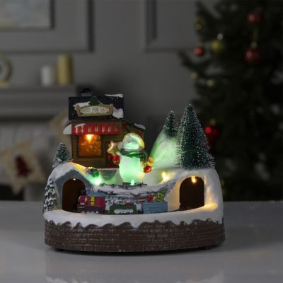 Светодиодная фигура «Поезд и снеговик» 20 × 20 × 16 см, полистоун, батарейки ААх3 (не в комплекте), USB, свечение тёплый белый