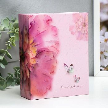 Фотоальбом "Бабочки и цветы" на 100 фото 10х15 см, 12,5х5х16,5 см.  ПП карм.