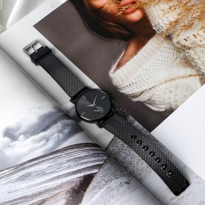 Набор: часы наручные и браслеты «И время не властно»