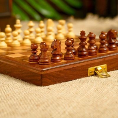 Шахматы дерево,  17,5х17,5х2 см